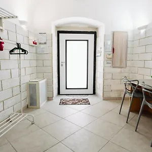 https://palazzoboemondo.barihotels.org